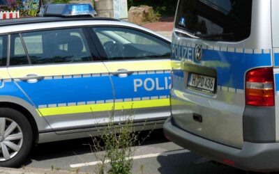 Zeugen für Sperrmüll am Feldweg gesucht