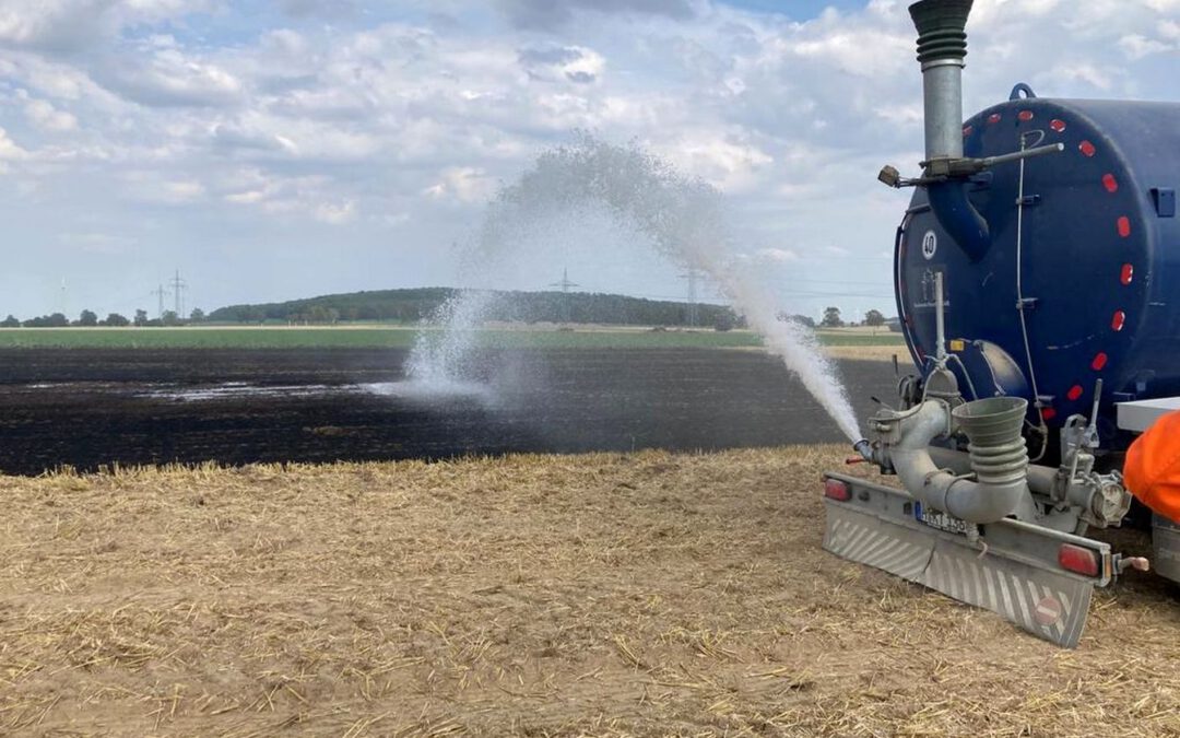 Drei Ortswehren rücken zu Flächenbrand aus