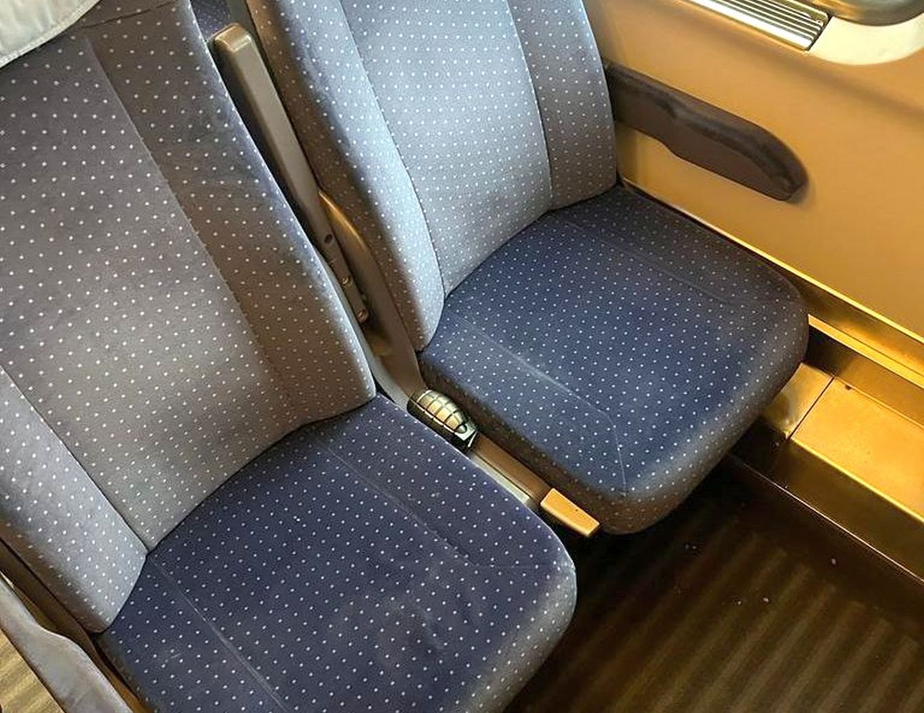 Powerbank im Zug sieht aus wie Handgranate – Großeinsatz im Hauptbahnhof